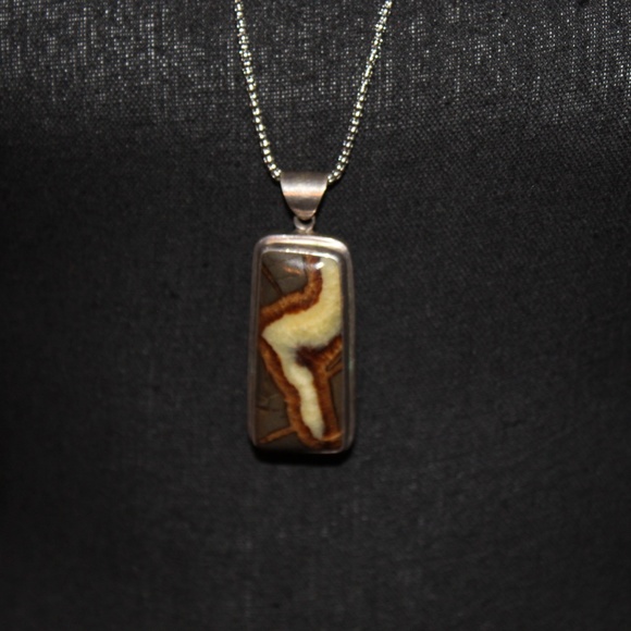 Sterling Silver 1 inch X 2.5 inches Jasper Pendant, Silver Snake Chain - Picture 1 of 1